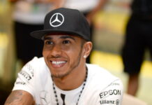 Л.Хэмилтон уступил Роналду в опросе по итогам года Lewis Hamilton