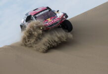 Дакар, день 2: Peugeot и КАМАЗ захватывают лидерство Cyril Despres, Peugeot, Dakar
