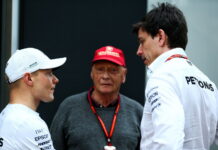 Т.Вольфф: «В 2018-м Боттас должен бороться за титул» Valtteri Bottas, Niki Lauda, Toto Wolff