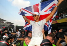 Историческая статистика говорит в пользу Mercedes Lewis Hamilton