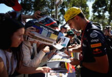 Риккардо потеряет три места на старте домашней гонки