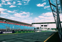 В FIA изменили расположение светофоров из-за Halo