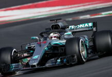 Хэмилтон лидирует в четвёртый день тестов