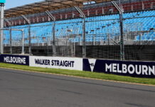 Прямую Альберт-парка переименовали в честь Рона Уокера