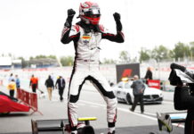 Расселл выиграл субботнюю гонку в Барселоне George Russell