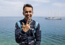 Элбон завоевал поул в Монако Alexander Albon