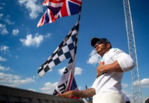 Льюис Хэмилтон: «Поверьте, я не собираюсь сдаваться!» Lewis Hamilton