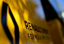 Готовы ли в Renault к приходу гонщика уровня Риккардо? Renault logo