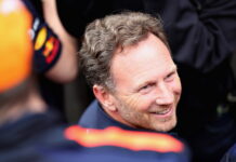 Хорнер иронизирует над комментариями Хэмилтона Christian Horner