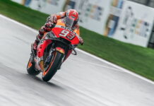 Маркес показал лучшее время в дождевой тренировке Marc Marquez