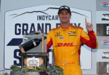 Хантер-Рей выиграл гонку, а Диксон в пятый раз стал чемпионом Ryan Hunter-Reay