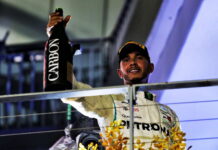 Льюис Хэмилтон: «Я невероятно устал, но очень счастлив!» Lewis Hamilton