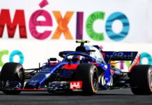 Гасли оштрафуют за замену коробки передач Pierre Gasly