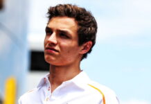 Норрис: «Хотелось бы опережать Сайнса во всех гонках» Lando Norris