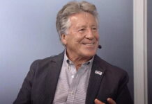 Андретти: «В Ferrari можно было оставить Райкконена» Mario Andretti