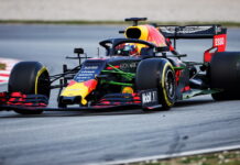 Хорнер: «Двигатель Honda работает невероятно плавно» Max Verstappen
