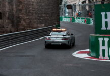 ГАЛЕРЕЯ: 28.04.2018, Суббота, День квалификации, Баку, Азербайджан Safety Car. 28.04.2018. Formula 1 World Championship, Rd 4, Azerbaijan Grand Prix, Baku Street Circuit, Azerbaijan, Qualifying Day. - www.automotorsport.az, EMail: info@automotorsport.az - copy of publication required for printed pictures. Every used picture is fee-liable. © Copyright: automotorsport.az