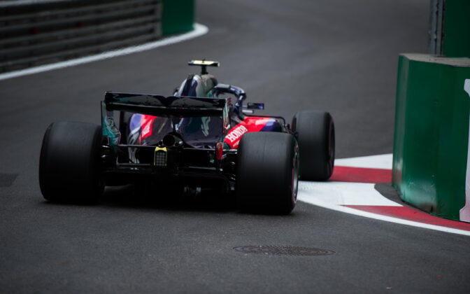 Pierre Gasly (FRA) Toro Rosso. 28.04.2018. Formula 1 World Championship, Rd 4, Azerbaijan Grand Prix, Baku Street Circuit, Azerbaijan, Qualifying Day. - www.automotorsport.az, EMail: info@automotorsport.az - copy of publication required for printed pictures. Every used picture is fee-liable. © Copyright: automotorsport.az