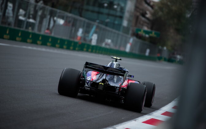 Pierre Gasly (FRA) Toro Rosso. 28.04.2018. Formula 1 World Championship, Rd 4, Azerbaijan Grand Prix, Baku Street Circuit, Azerbaijan, Qualifying Day. - www.automotorsport.az, EMail: info@automotorsport.az - copy of publication required for printed pictures. Every used picture is fee-liable. © Copyright: automotorsport.az