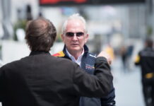 Хельмут Марко: «Ориентиром для всех является Ferrari» Helmut Marko. 28.04.2018. Formula 1 World Championship, Rd 4, Azerbaijan Grand Prix, Baku Street Circuit, Azerbaijan, Qualifying Day. - www.automotorsport.az, EMail: info@automotorsport.az - copy of publication required for printed pictures. Every used picture is fee-liable. © Copyright: automotorsport.az