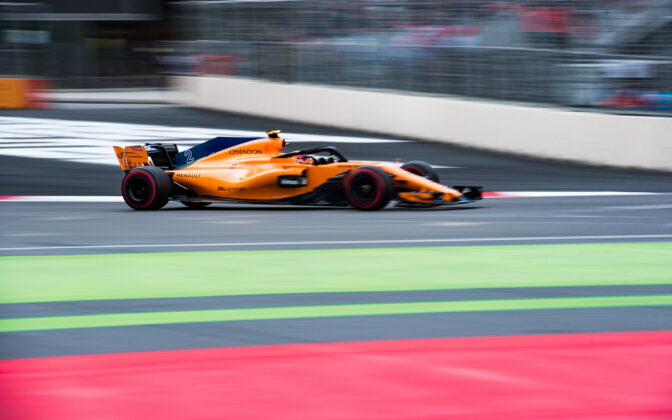 Stoffel Vandoorne (BEL) McLaren F1 Team. 29.04.2018. Formula 1 World Championship, Rd 4, Azerbaijan Grand Prix, Baku Street Circuit, Azerbaijan, Race Day. - www.automotorsport.az, EMail: info@automotorsport.az - copy of publication required for printed pictures. Every used picture is fee-liable. © Copyright: automotorsport.az