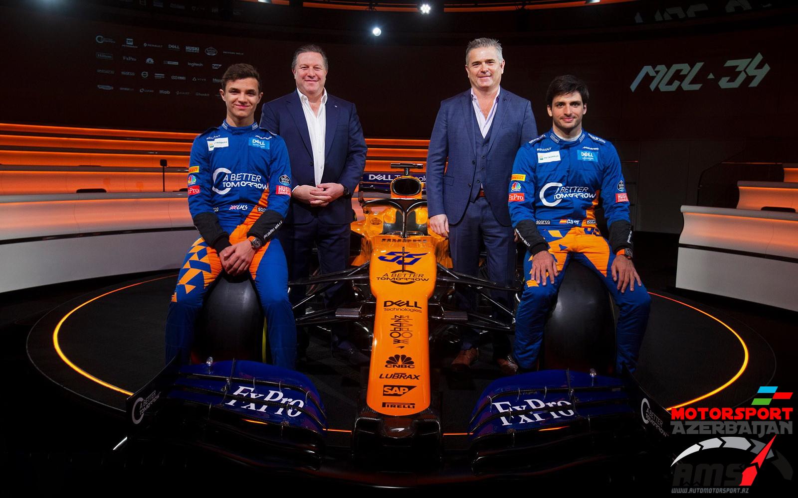 Lando Norris, Zak Brown, Gil de Ferran, Carlos Sainz