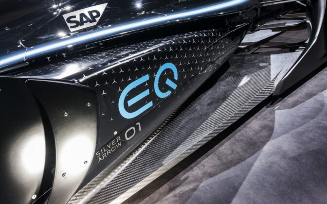 Mercedes-Benz EQ Silver Arrow 01