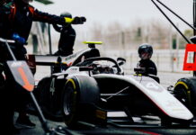 Ник де Вриз завершил тесты с лучшим временем Nyck de Vries