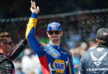 Росси завоевал поул на квалификации в Лонг-Бич Alexander Rossi