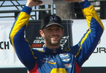 Росси выиграл гонку в Лонг-Бич Alexander Rossi