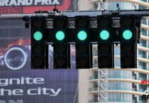 В Формуле 1 сократят дистанцию гонок до 290 километров Start lights, Baku City Circuit