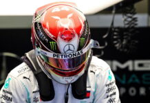 Хэмилтон потеряет три позиции на старте Lewis Hamilton