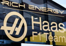 Haas и Rich Energy расторгли контракт Haas F1 Team logo with Rich Energy branding