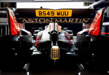 В Red Bull проведут обкатку машины в Сильверстоуне Red Bull Racing RB15 James Bond-inspired livery