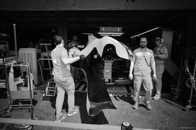 Ferrari mechanics - 26.07.2019. Formula 1 World Championship, Rd 11, German Grand Prix, Hockenheim, Germany, Practice Day. - www.automotorsport.az, EMail: info@automotorsport.az - copy of publication required for printed pictures. Every used picture is fee-liable. © Copyright: automotorsport.az