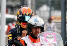 В Red Bull заменили шасси на машине Элбона Alexander Albon