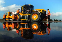 В Williams помогли построить самый быстрый в мире трактор JCB Fastrac