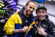 Валентино Росси прошёл подгонку сиденья в Mercedes Lewis Hamilton, Valentino Rossi