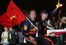 Во Вьетнаме следят за распространением коронавируса David Coulthard, Hanoi, Vietnam