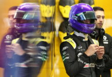 Прост: У Риккардо должен быть мотив остаться в Renault Daniel Ricciardo