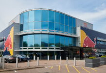 В Red Bull выдвинули ультиматум, угрожая уйти из Ф1 Aston Martin Red Bull Racing