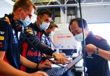 В Honda признали отставание от Mercedes Alexander Albon, Toyoharu Tanabe