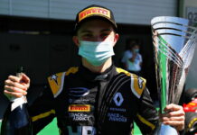 Оскар Пиастри выиграл первую гонку сезона Oscar Piastri