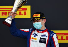 Стюарды оштрафовали Смоляра, он лишился победы David Beckmann