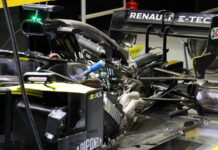 На восьми машинах заменили элементы силовых установок F1 power unit