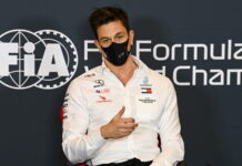 Вольфф: Боттас будет выступать за Mercedes в 2021 году Toto Wolff