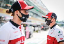 Официально: Райкконен и Джовинацци остаются в Alfa Romeo Kimi Raikkonen, Antonio Giovinazzi