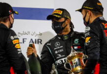 У Ферстаппена отрицательный тест на Covid-19 Max Verstappen, Lewis Hamilton, Alexander Albon