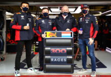 Джолион Палмер о том, как Макс Ферстаппен проиграл гонку Alexander Albon, Christian Horner, Helmut Marko, Max Verstappen