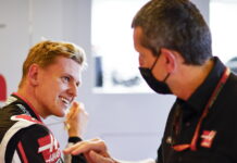 Штайнер: Именно в Ferrari выбрали Мика Mick Schumacher, Guenther Steiner